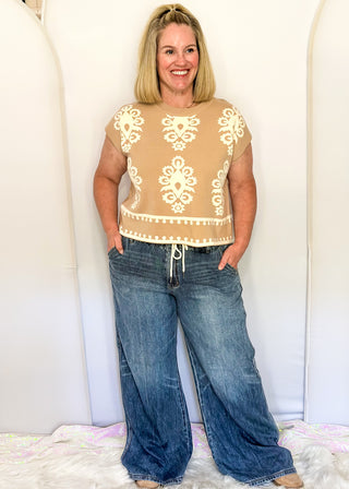 wide-leg Judy Blue denim palazzo pants with drawstring waist.