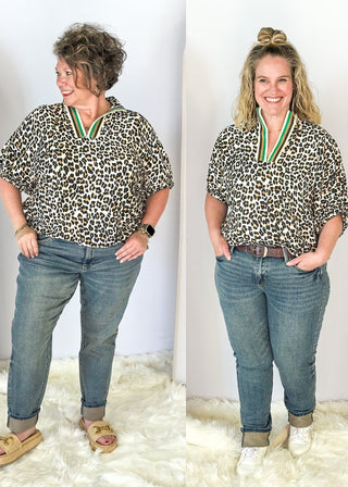judy blue cuffed mid rise vintage wash side panel boyfriend jeans - zipper and button closure - belt loops - front and back pockets