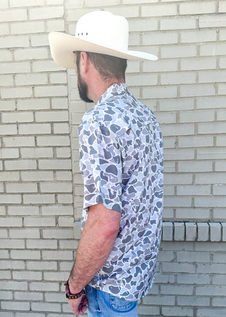 marsh camo button up short sleeve shirt w/2 front pockets