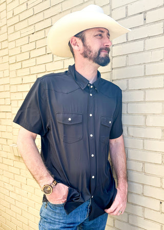 black performance button up western style short sleeve shirt with 2 front pockets
