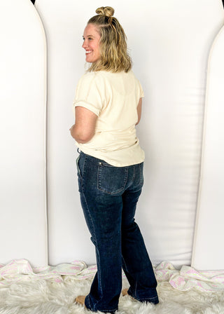 Dark wash wide leg Judy Blue Jeans with double button.