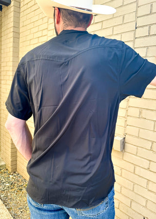 black performance button up western style short sleeve shirt with 2 front pockets