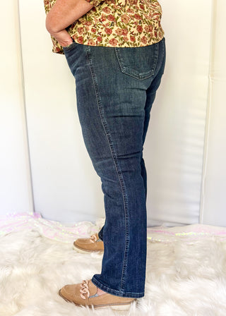 Judy Blue petite dark denim straight jean with tummy control