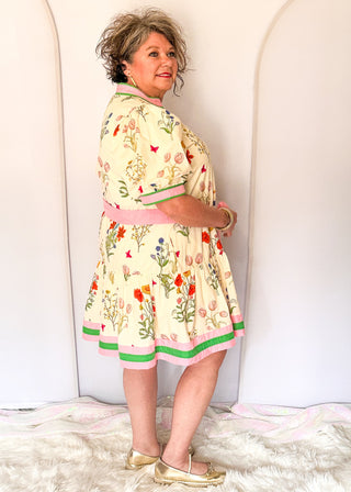 Button up floral dress with contrast trim and belt, short sleeves