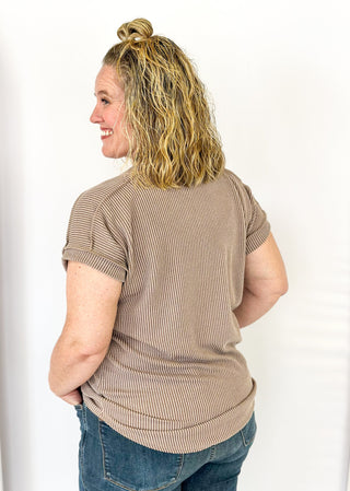 Ribbed V Neck top in coco