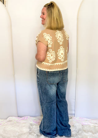 wide-leg Judy Blue denim palazzo pants with drawstring waist.
