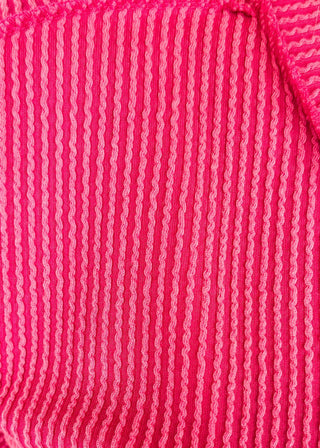 Ribbed V Neck top in Magenta