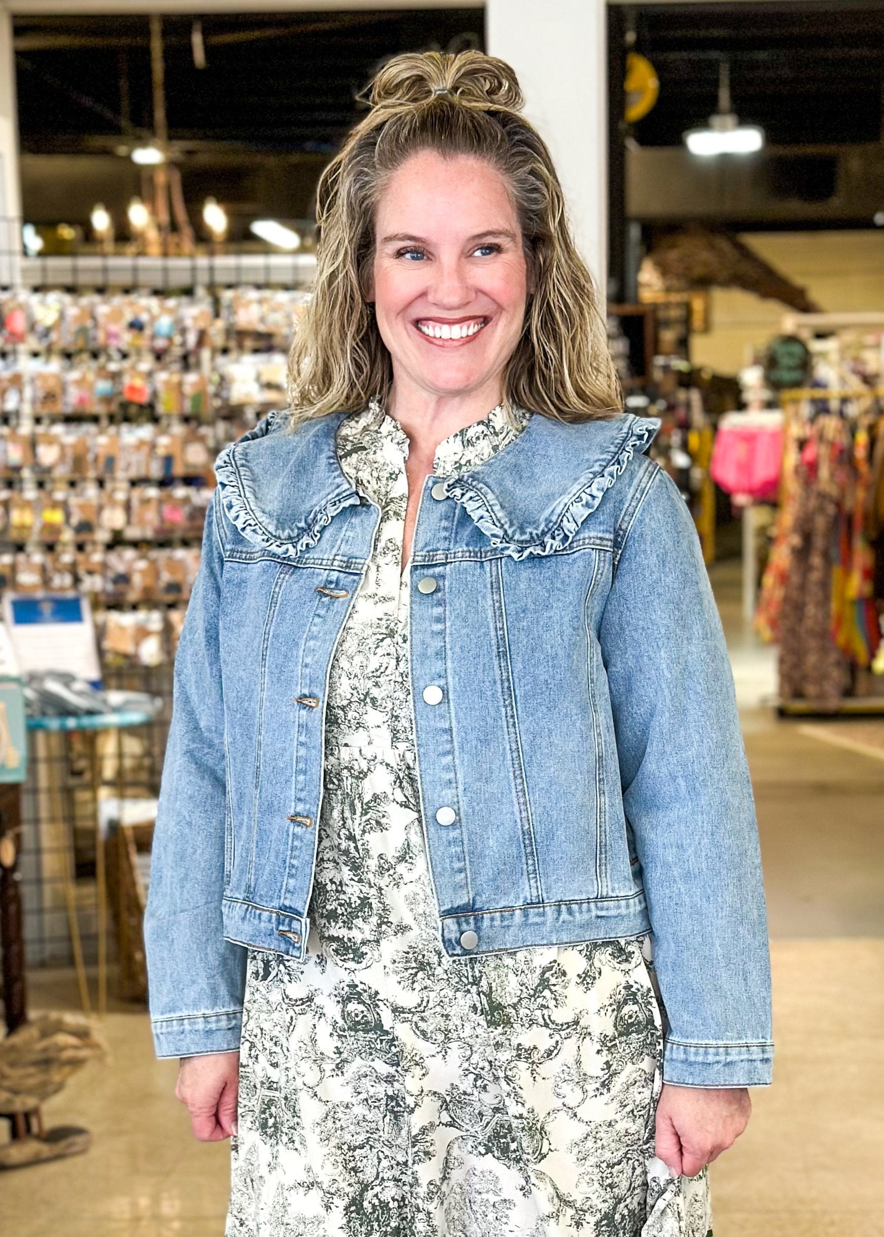 long sleeve jean jacket with bib collar