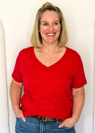 red v-neck short sleeve tee