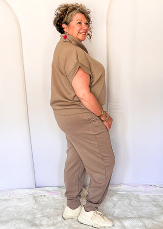 Cocoa joggers with drawstring and pockets